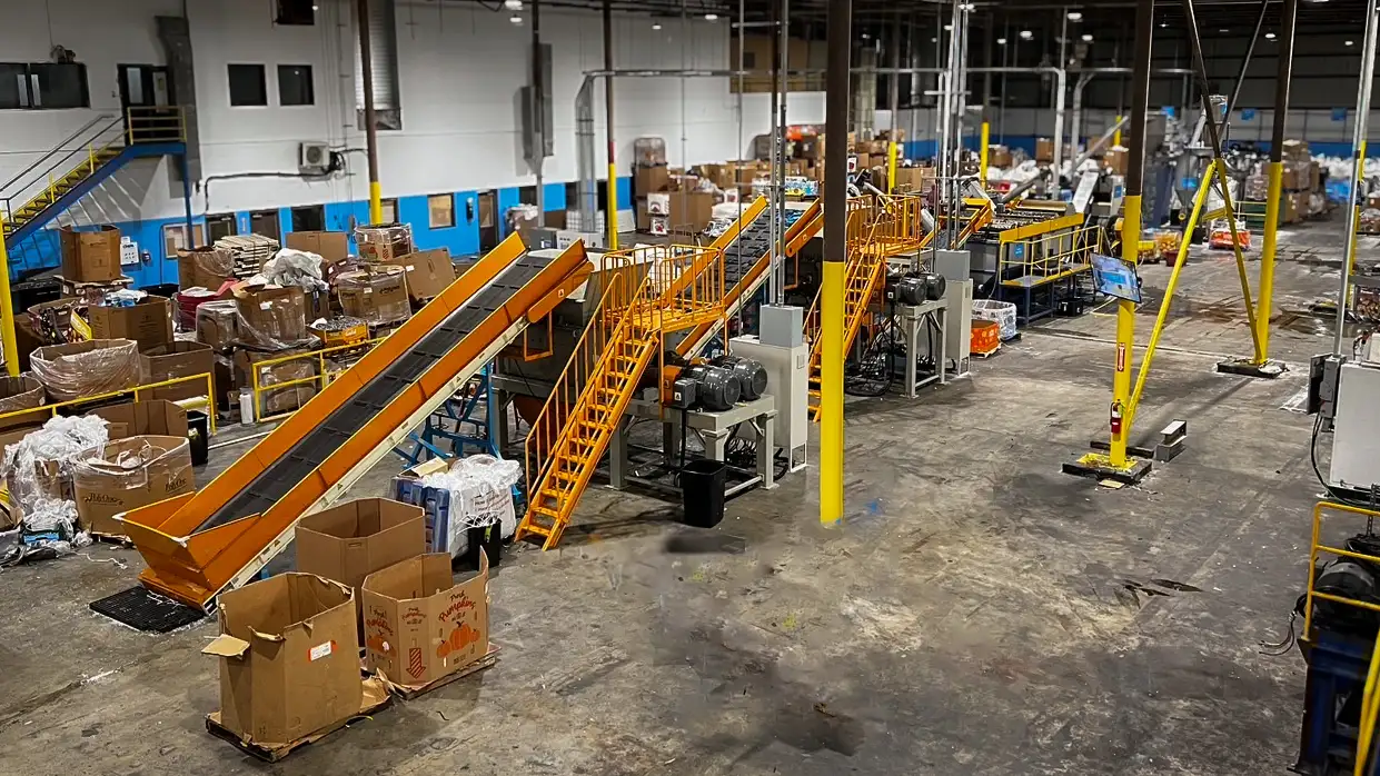兒童安全座椅回收：雙軸破碎、四軸破碎與磁選處理流程

Child safety seat recycling: Twin-shaft shredding, four-shaft shredding, and magnetic separation